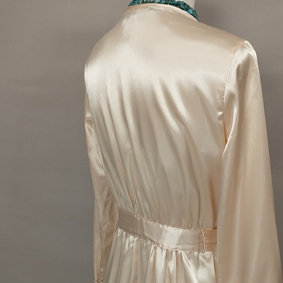 Satin Glamour Robe Blush Buttercream Hollywood Feminine Fem sz L/XL by Flora - Picture 5 of 12